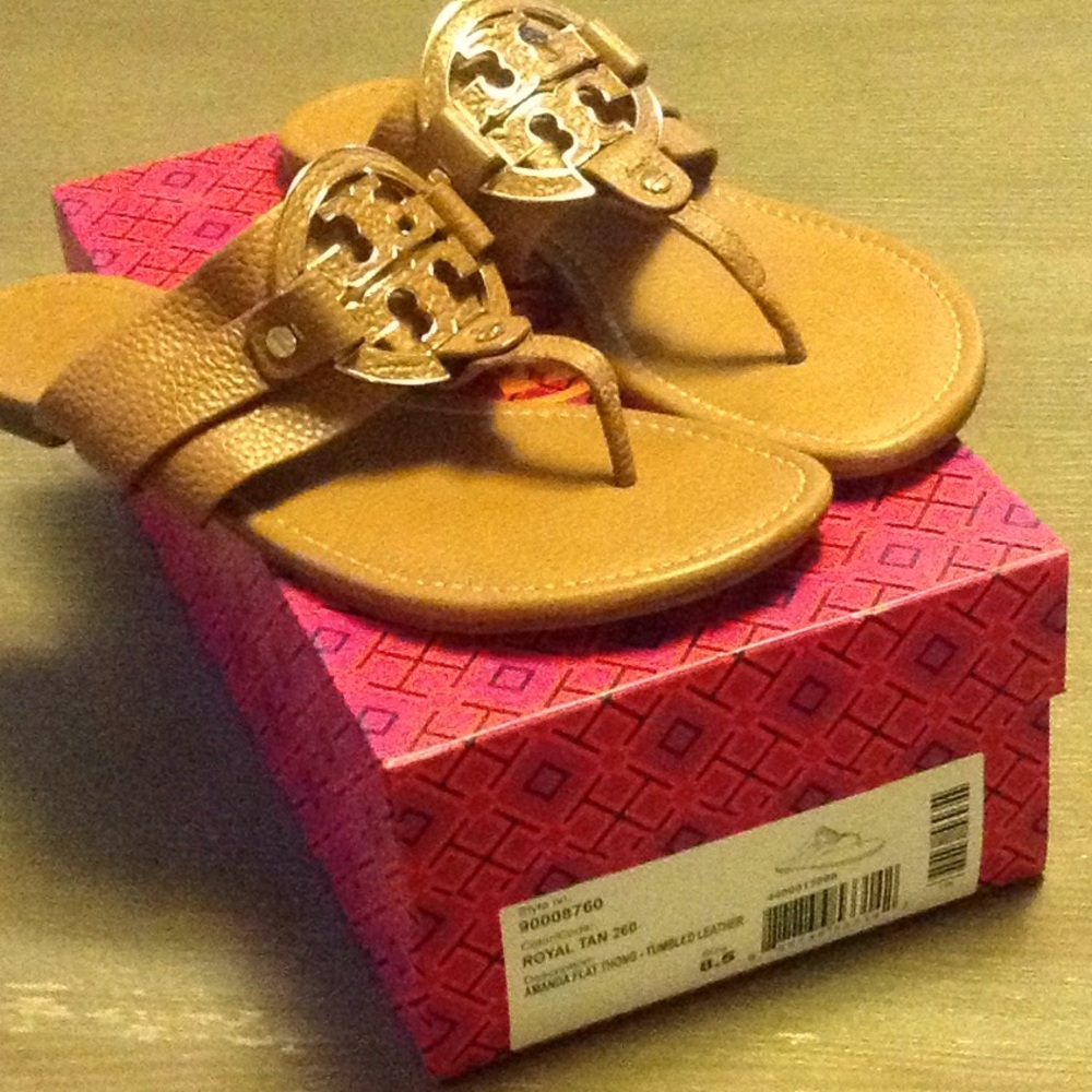 Tory butch flat size 8.5